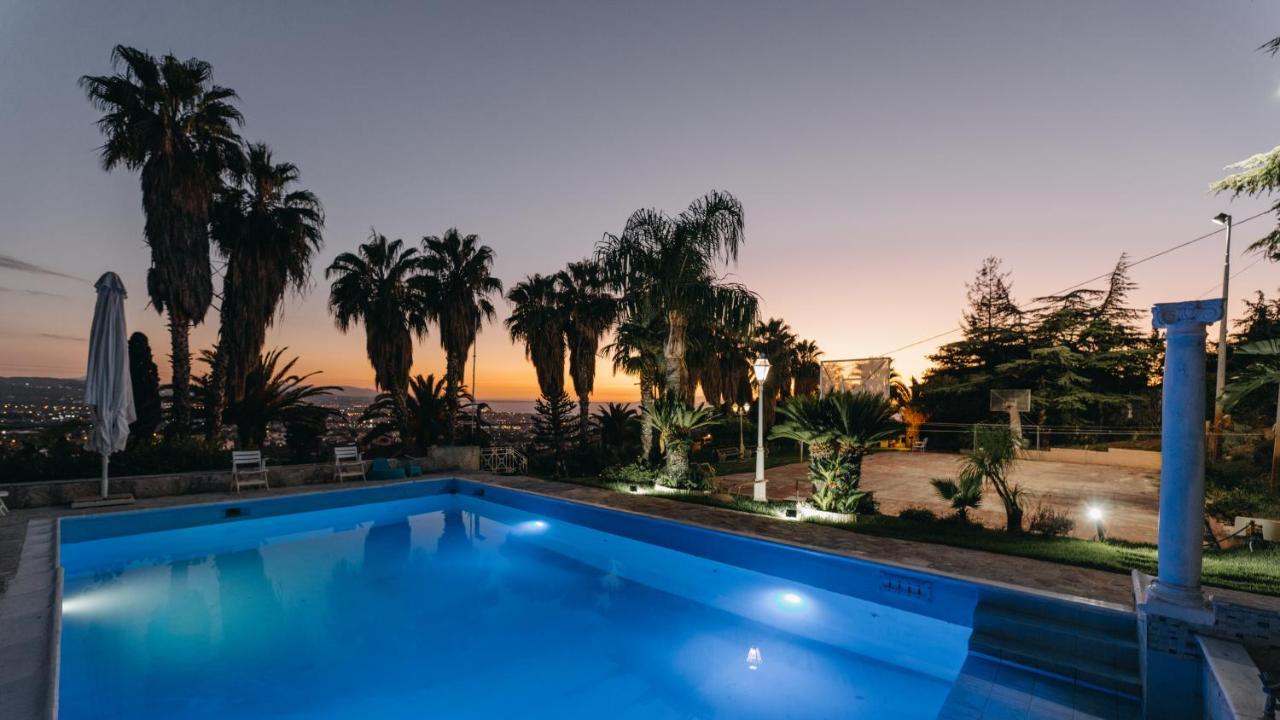 Crystal Villa Patras Exterior photo